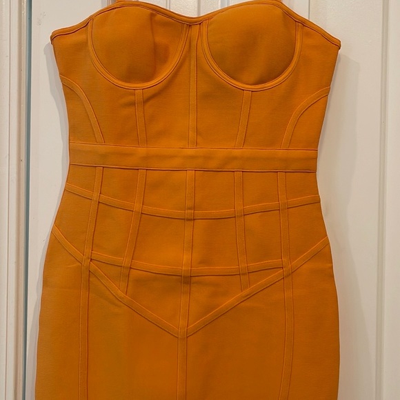 Lilly’s Kloset Orange Bondage Dress - Picture 3 of 6